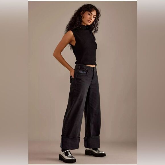 PILCRO ANTHROPOLOGIE Sport Cuff Mid-Rise Crop Wide-Leg Jeans Black 31 petite - Picture 1 of 8
